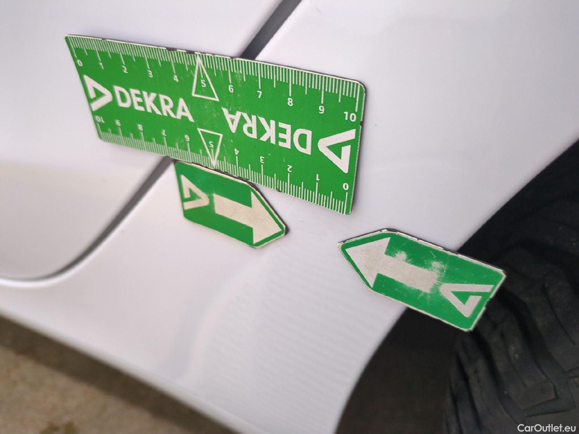  Tesla  Model 3 TESLA  / 2018 / 4P / Berline Autonomie Standard Plus RWD #23