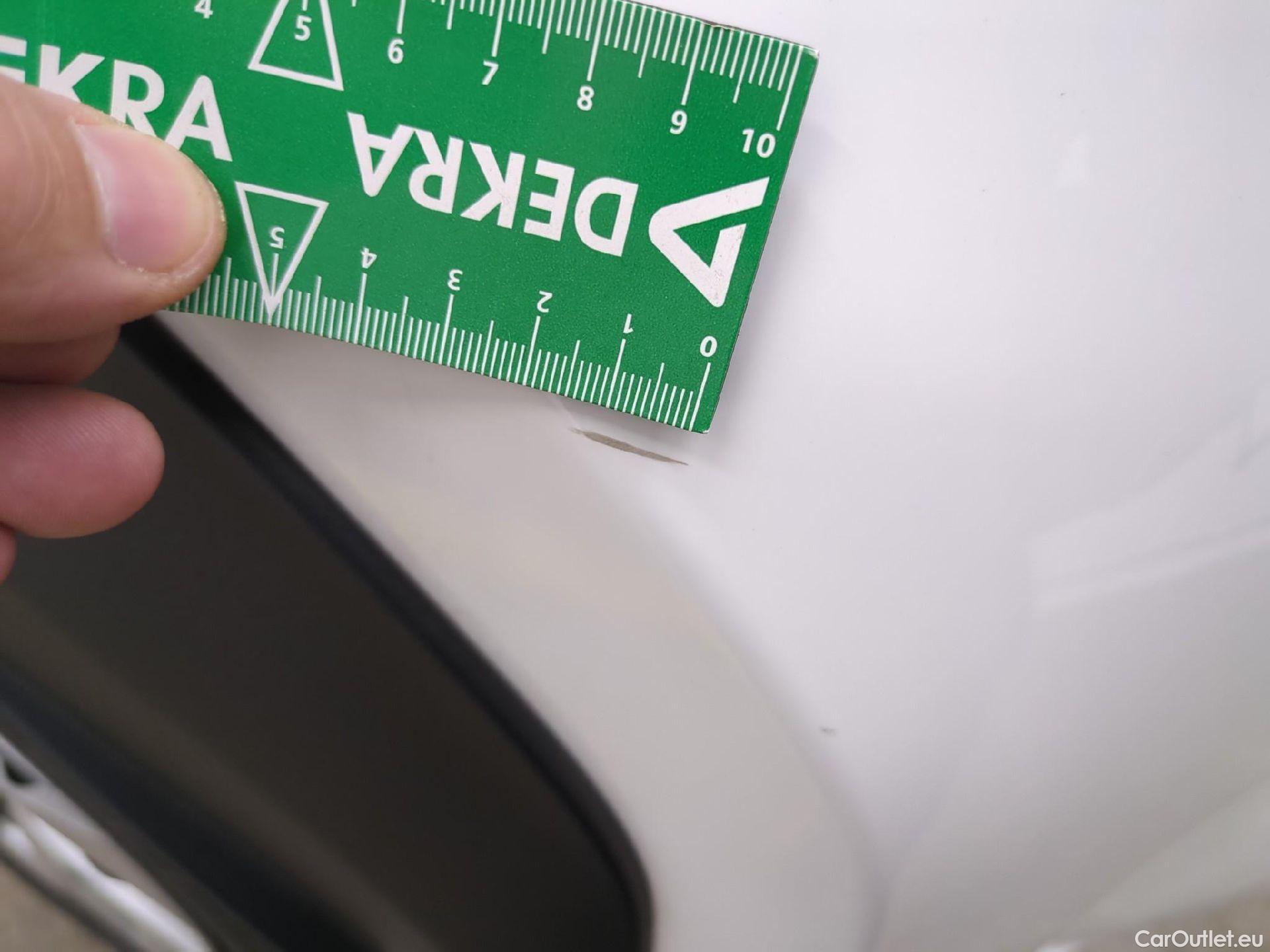  Toyota  Yaris Cross TOYOTA  Hybride / 2021 / 5P / SUV 1.5 HYBRID 116H DYNAMIC AUTO #1