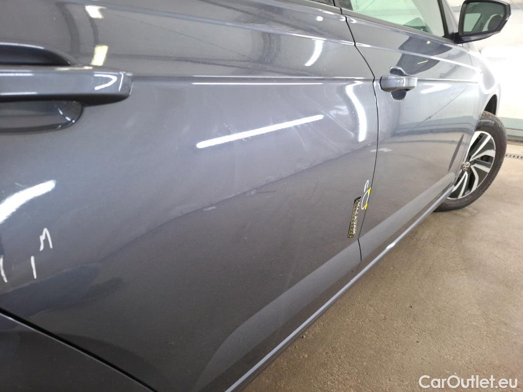  Volkswagen  Polo VOLKSWAGEN  / 2021 / 5P / Berline 1.0 TSI 95 Life #8