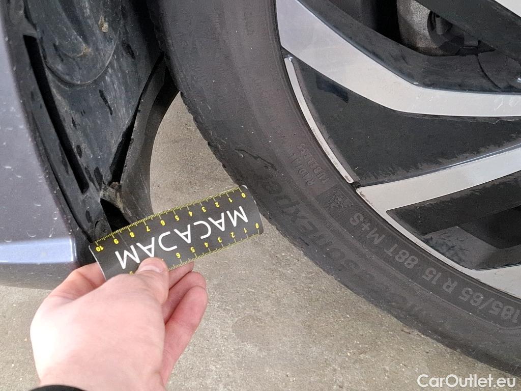  Volkswagen  Polo VOLKSWAGEN  / 2021 / 5P / Berline 1.0 TSI 95 Life #17