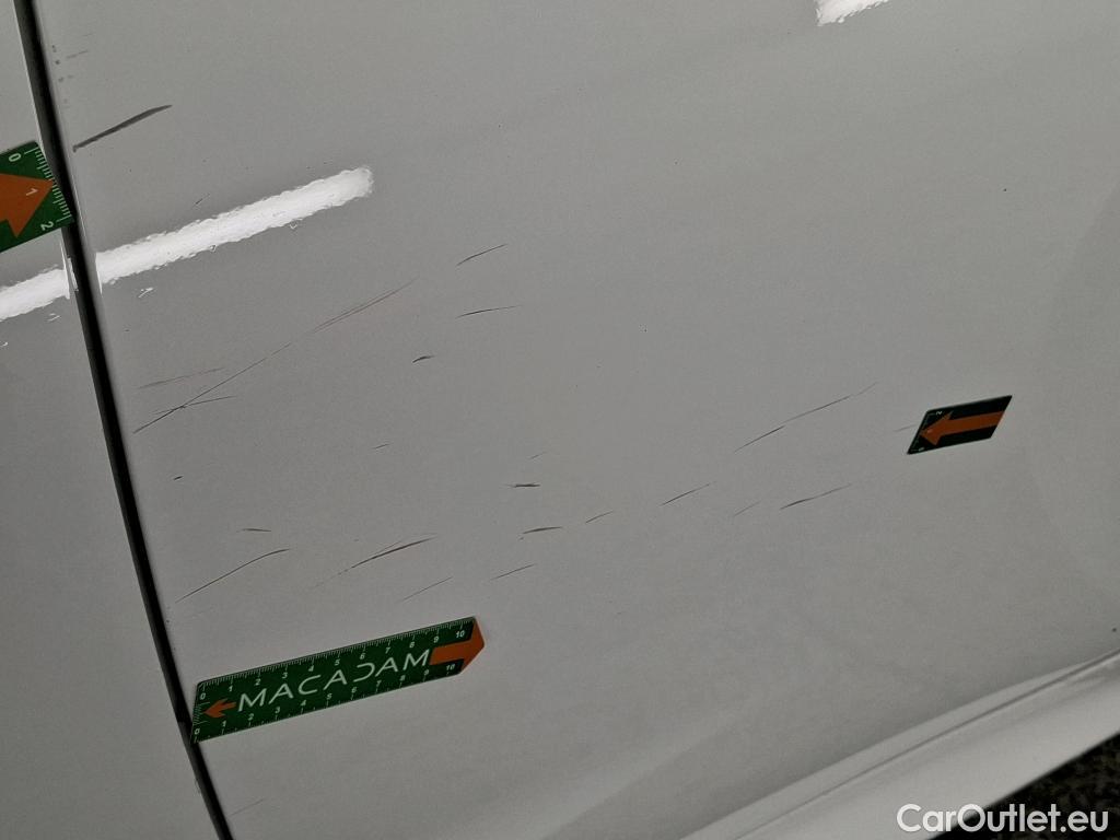  Toyota  Yaris TOYOTA  Hybride / 2019 / 5P / Berline Hybride 116h Dynamic Business Beyond Zer #20