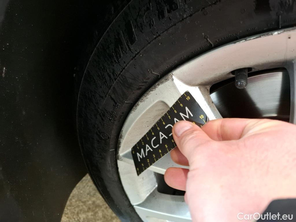  Seat  Leon SEAT  Sportstourer / 2020 / 5P / Break 2.0 TDI 150 DSG S&S Style Business #4