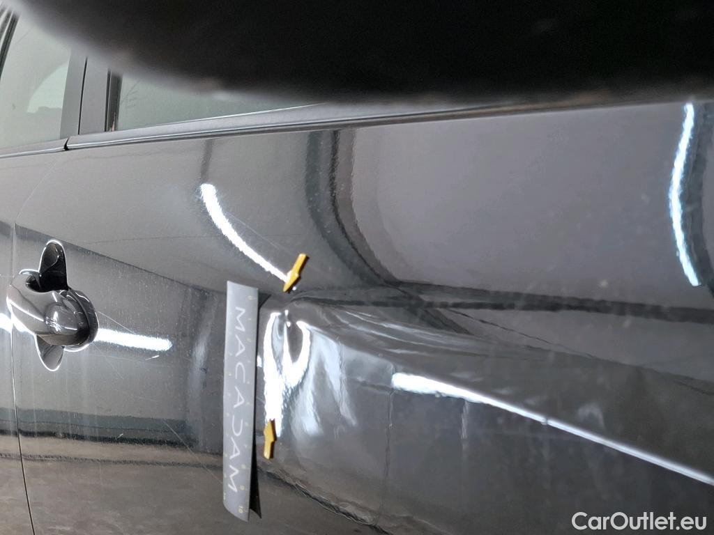  Toyota  Corolla TOYOTA  Touring Sports / 2018 / 5P / Break Hybride 122h Dynamic Business Beyond Zer #30