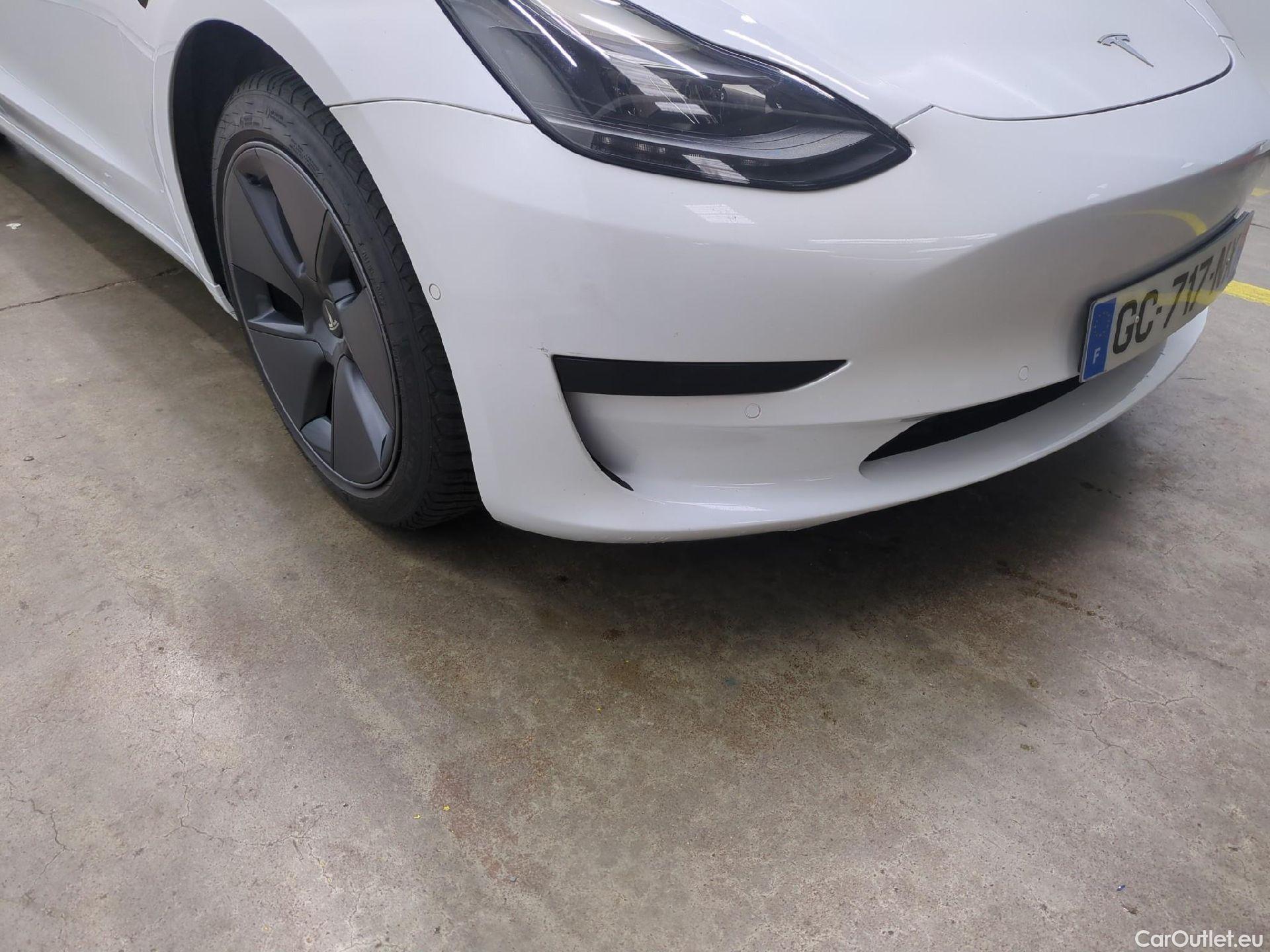  Tesla  Model 3 TESLA  / 2018 / 4P / Berline Autonomie Standard Plus RWD #18