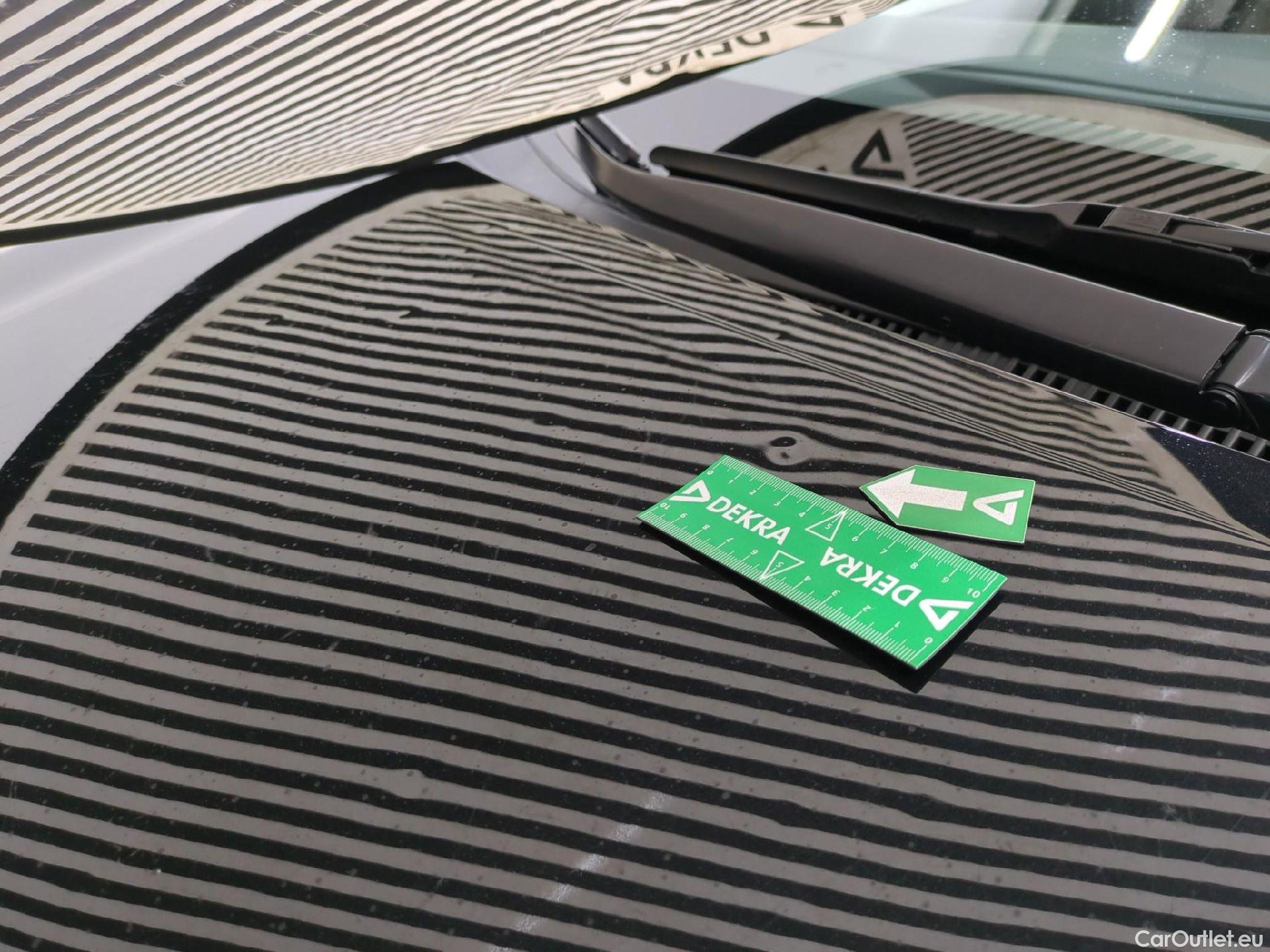  Toyota  Corolla TOYOTA  Touring Sports / 2018 / 5P / Break Hybride 184h Dynamic Business Stage Acad #20