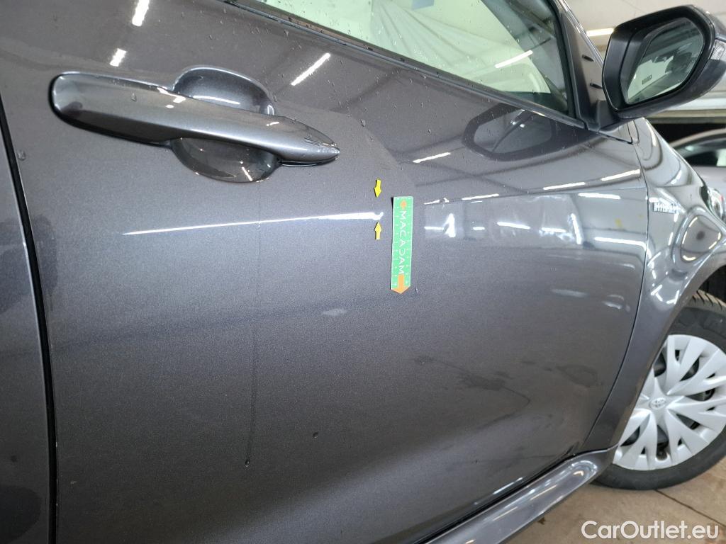  Toyota  Yaris TOYOTA  Hybride / 2019 / 5P / Berline Hybride 116h France Business Stage Acad #29