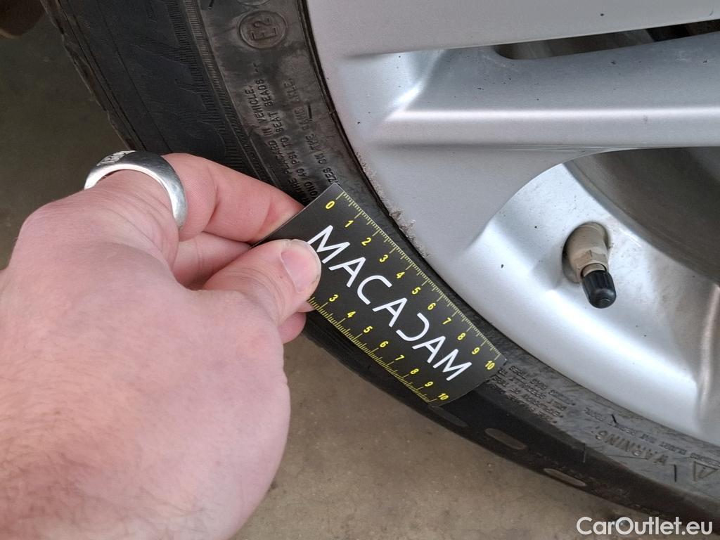  Toyota  Corolla TOYOTA  Touring Sports / 2018 / 5P / Break Hybride 122h Dynamic Business Beyond Zer #50