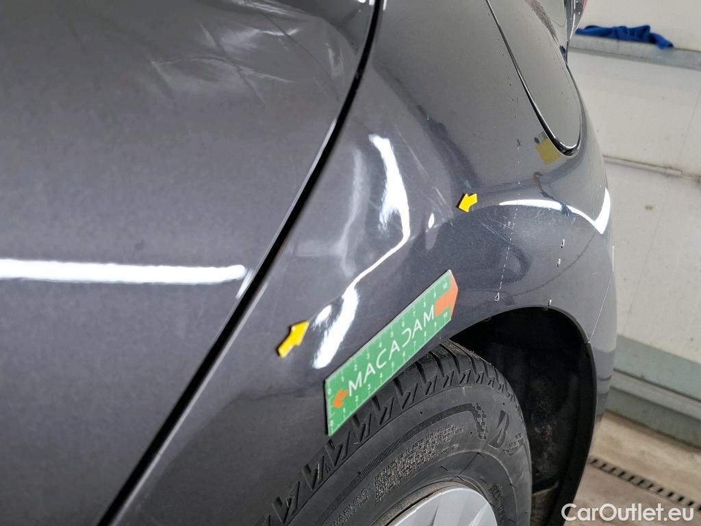  Toyota  Yaris TOYOTA  Hybride / 2019 / 5P / Berline Hybride 116h France Business Stage Acad #2