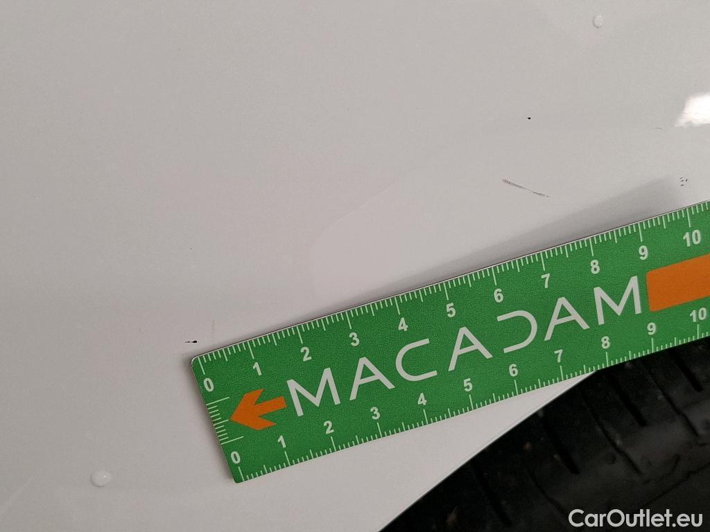  Toyota  Yaris TOYOTA  Hybride / 2019 / 5P / Berline Hybride 116h Dynamic Business Beyond Zer #26