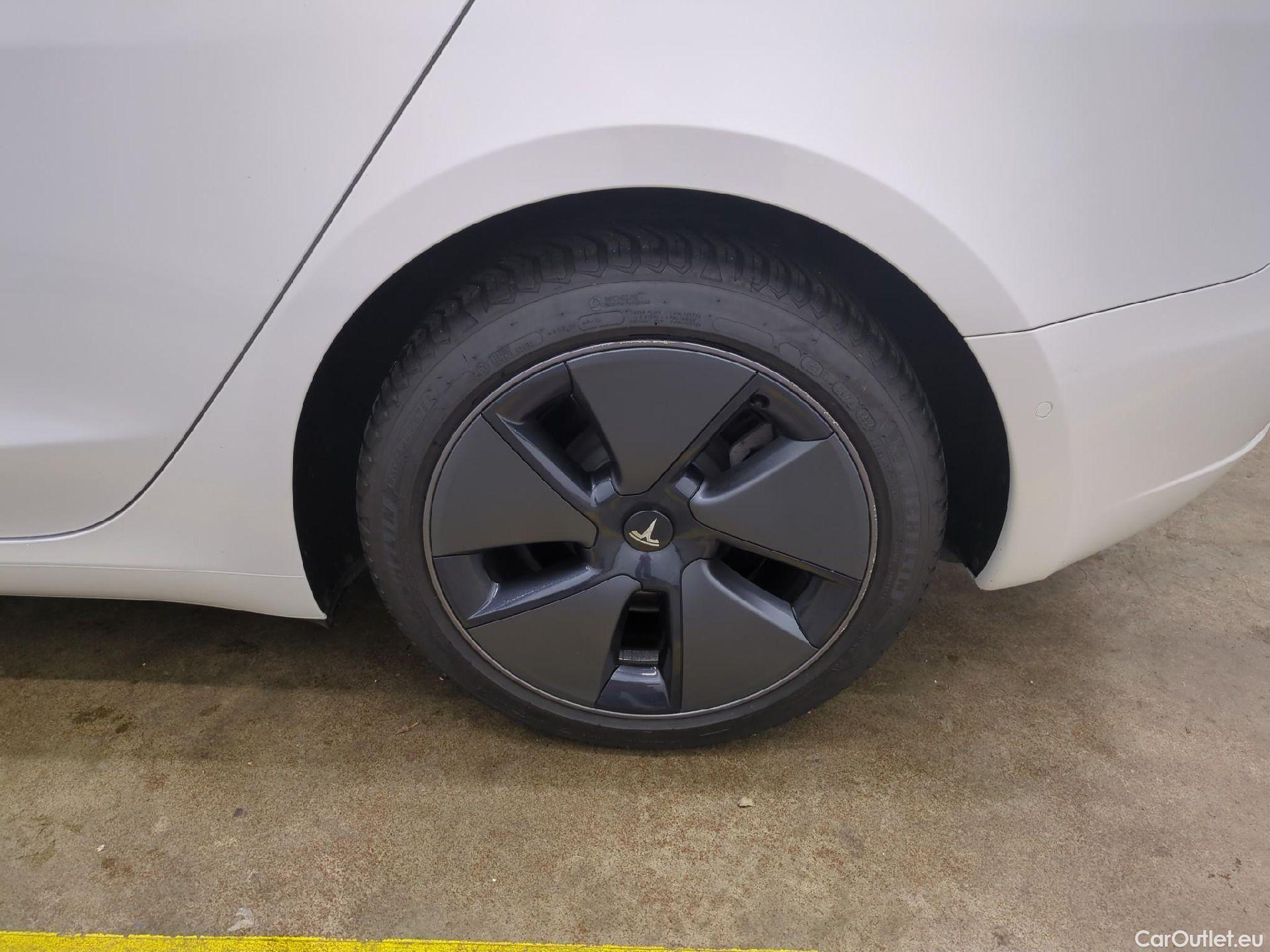  Tesla  Model 3 TESLA  / 2018 / 4P / Berline Autonomie Standard Plus RWD #6