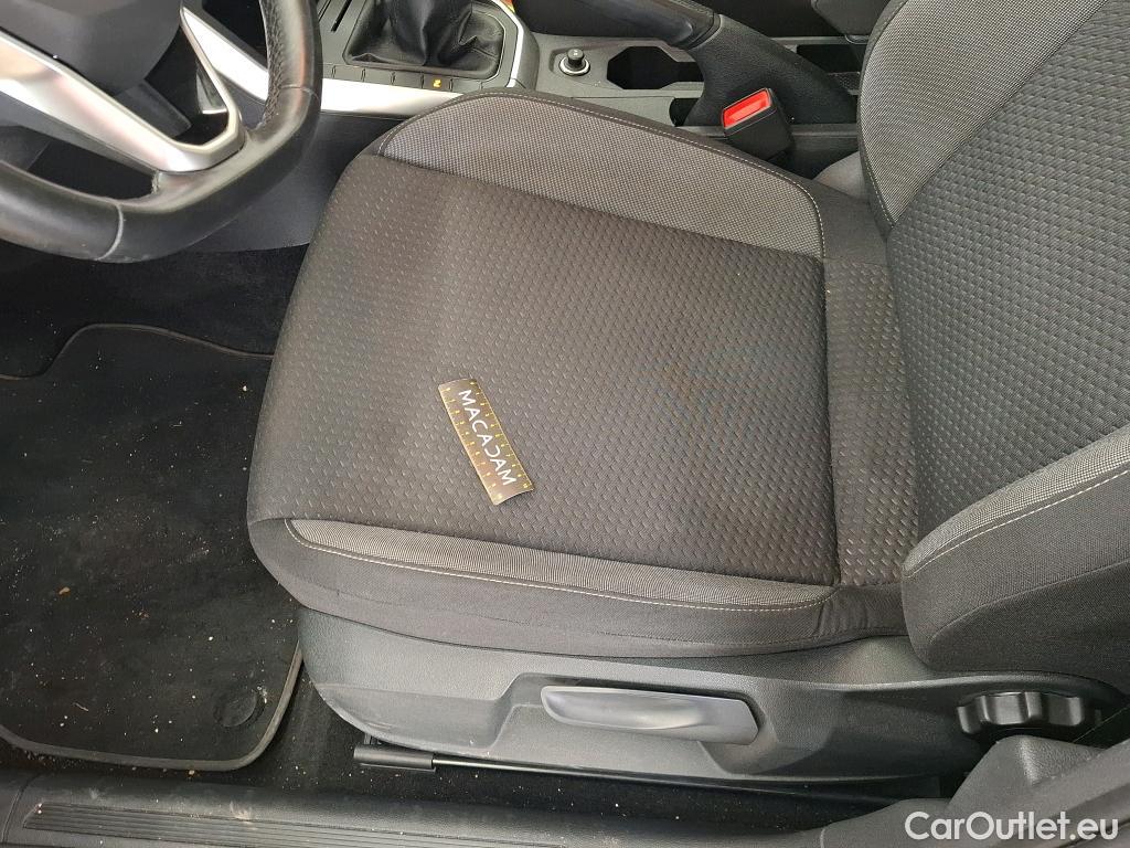  Volkswagen  Polo VOLKSWAGEN  / 2021 / 5P / Berline 1.0 TSI 95 Life #15