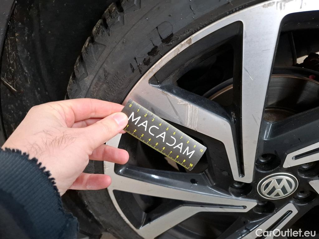  Volkswagen  Polo  VI GTI 2.0 TSI 200CV BVA6 E6dT #19