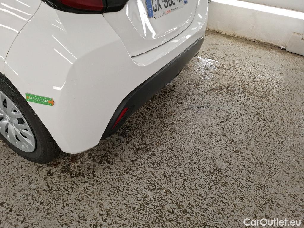  Toyota  Yaris TOYOTA  Hybride / 2019 / 5P / Berline Hybride 116h Dynamic Business Beyond Zer #23