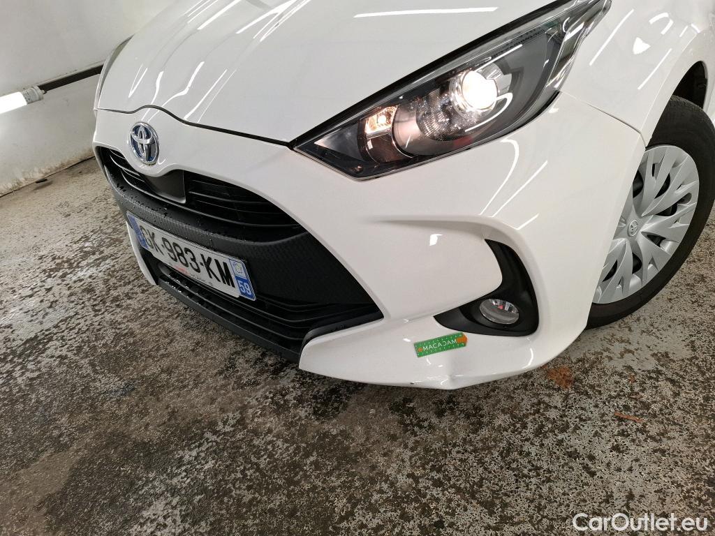  Toyota  Yaris TOYOTA  Hybride / 2019 / 5P / Berline Hybride 116h Dynamic Business Beyond Zer #1
