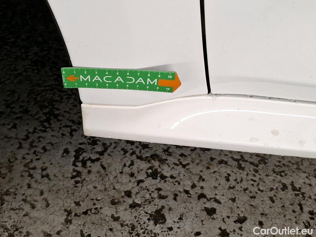  Toyota  Yaris TOYOTA  Hybride / 2019 / 5P / Berline Hybride 116h Dynamic Business Beyond Zer #10