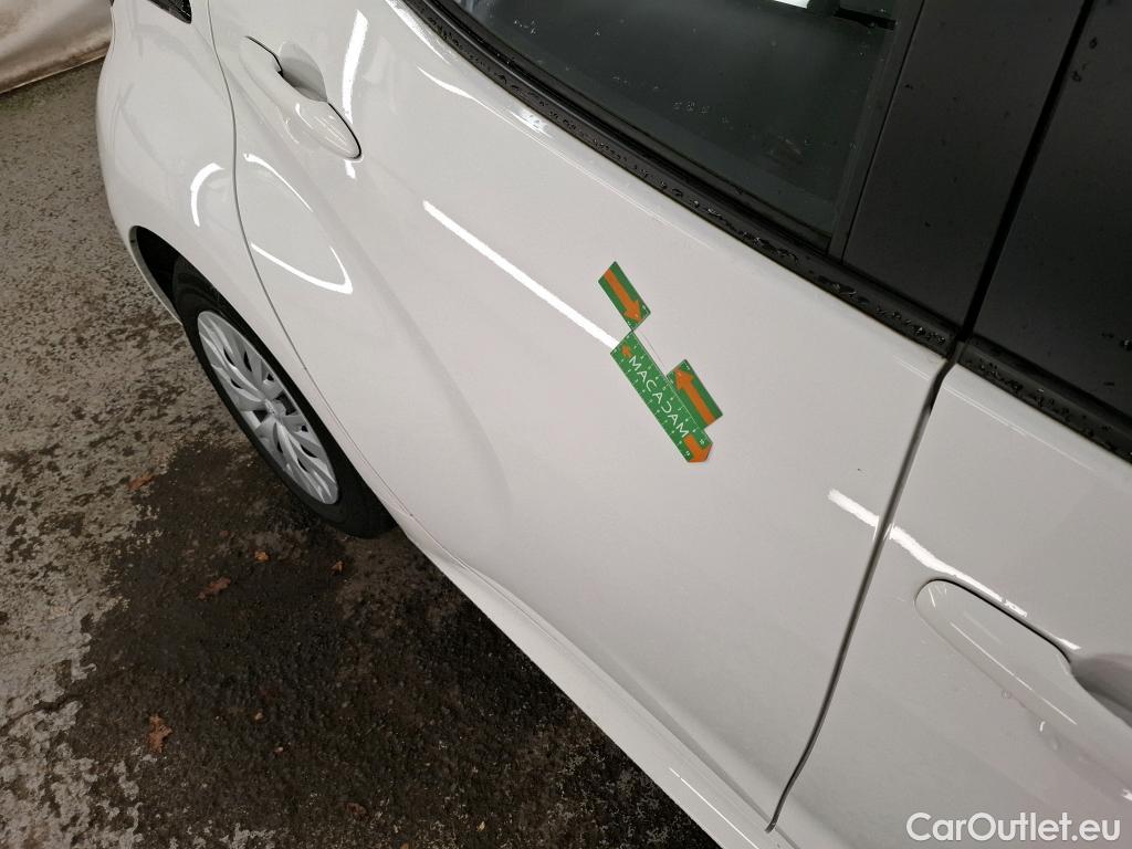  Toyota  Yaris TOYOTA  Hybride / 2019 / 5P / Berline Hybride 116h Dynamic Business Beyond Zer #21