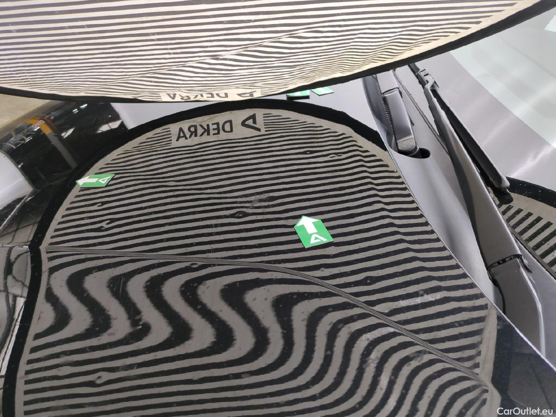  Toyota  Corolla TOYOTA  Touring Sports / 2018 / 5P / Break Hybride 184h Dynamic Business Stage Acad #21