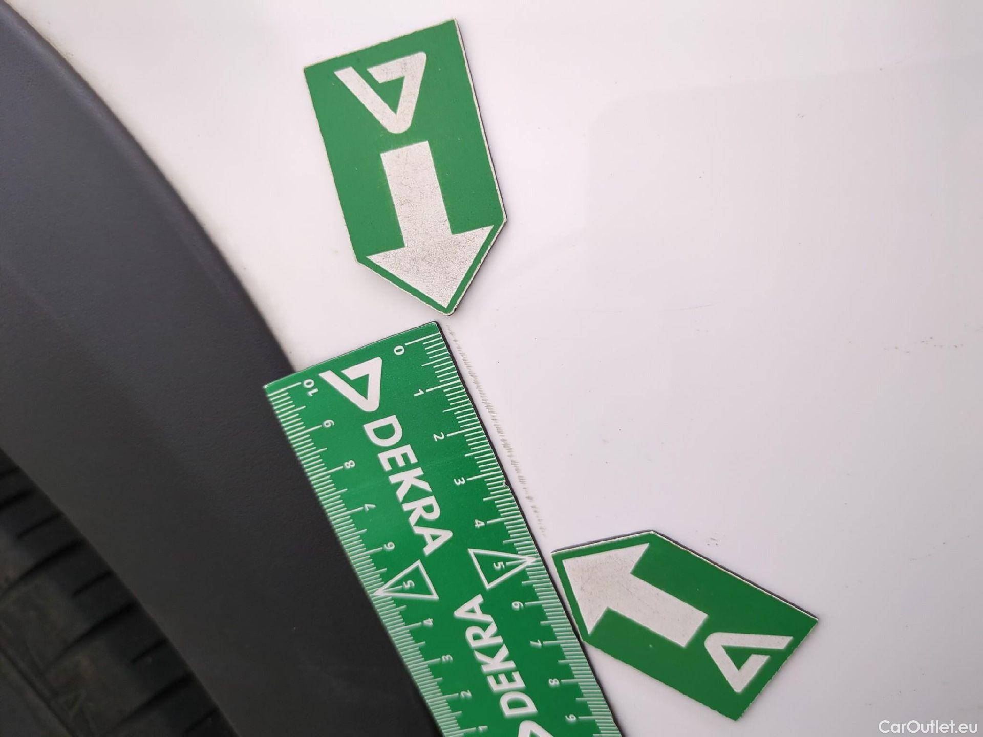  Toyota  Yaris Cross TOYOTA  Hybride / 2021 / 5P / SUV 1.5 HYBRID 116H DYNAMIC AUTO #19