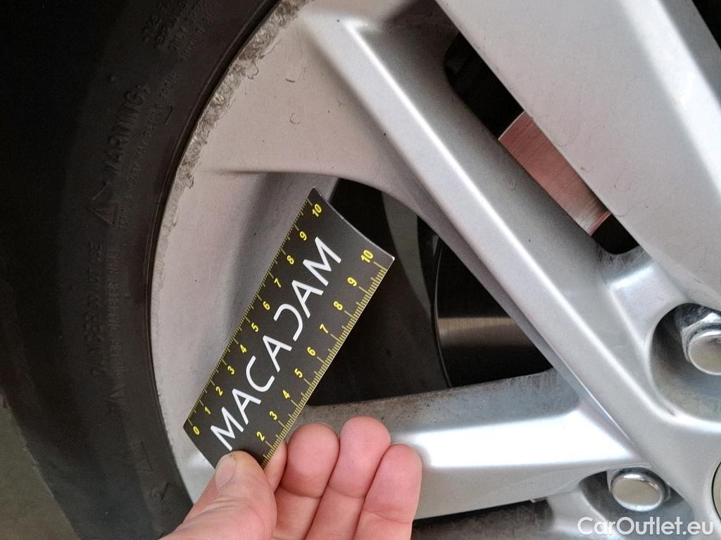  Toyota  Corolla TOYOTA  Touring Sports / 2018 / 5P / Break Hybride 122h Dynamic Business Beyond Zer #53