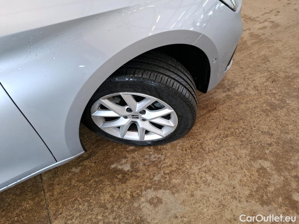  Seat  Leon SEAT  Sportstourer / 2020 / 5P / Break 2.0 TDI 150 DSG S&S Style Business #1