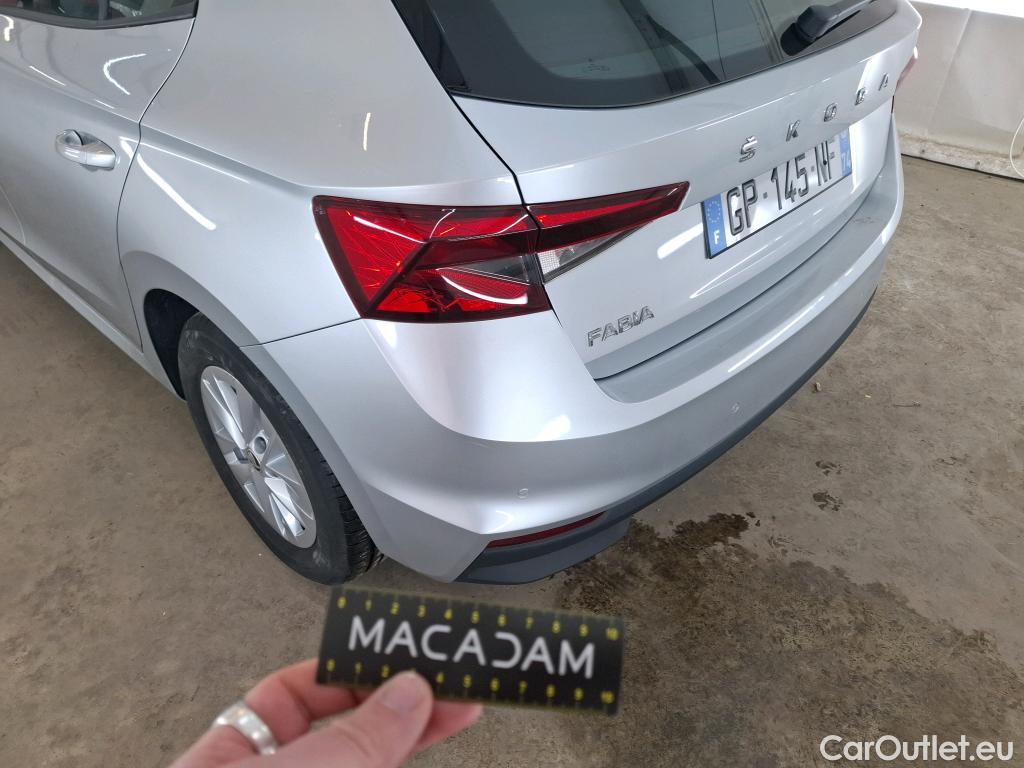  Skoda  Fabia  Ambition 1.0 MPI 80CV BVM5 E6d #8