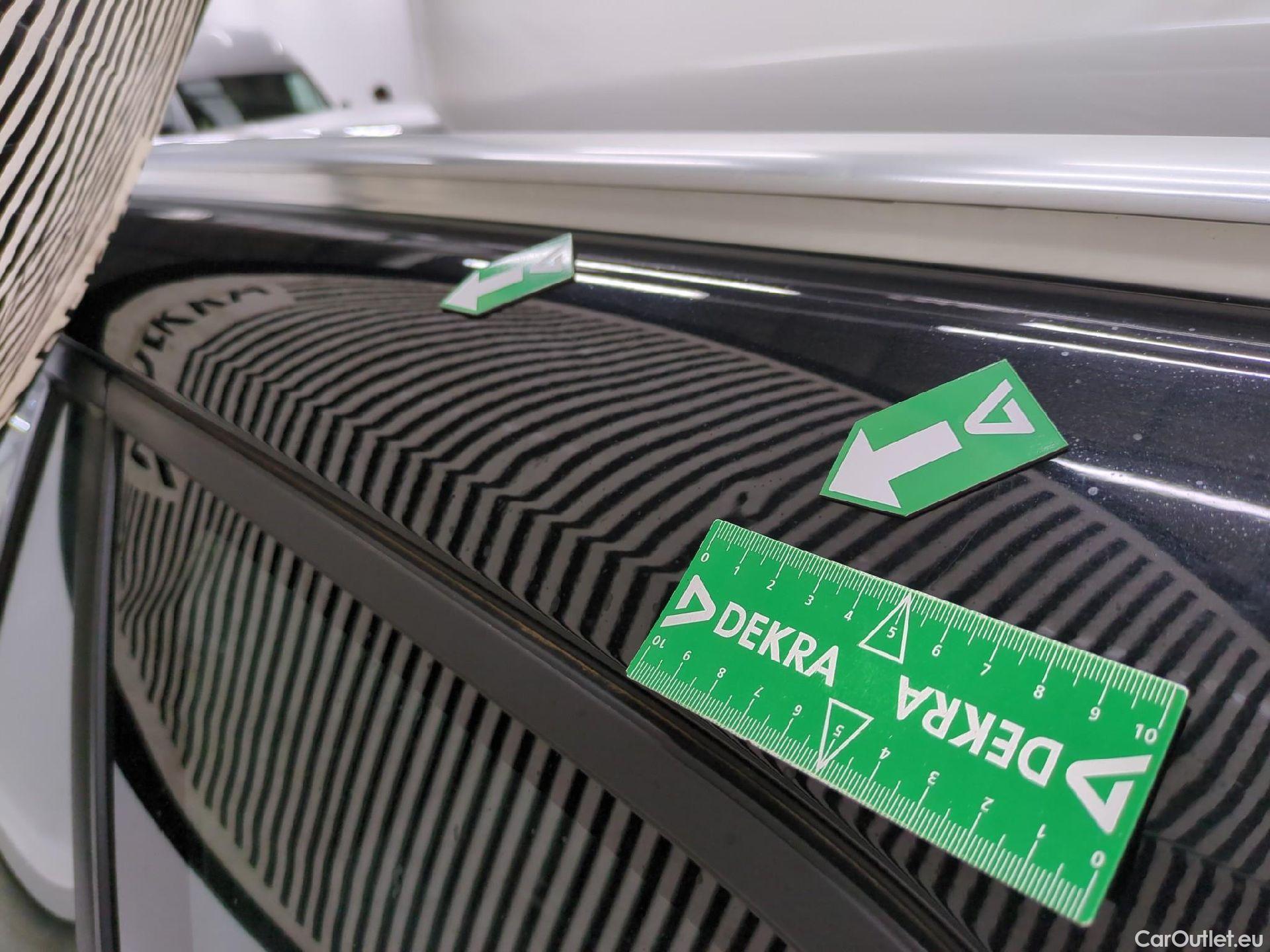  Toyota  Corolla TOYOTA  Touring Sports / 2018 / 5P / Break Hybride 184h Dynamic Business Stage Acad #28