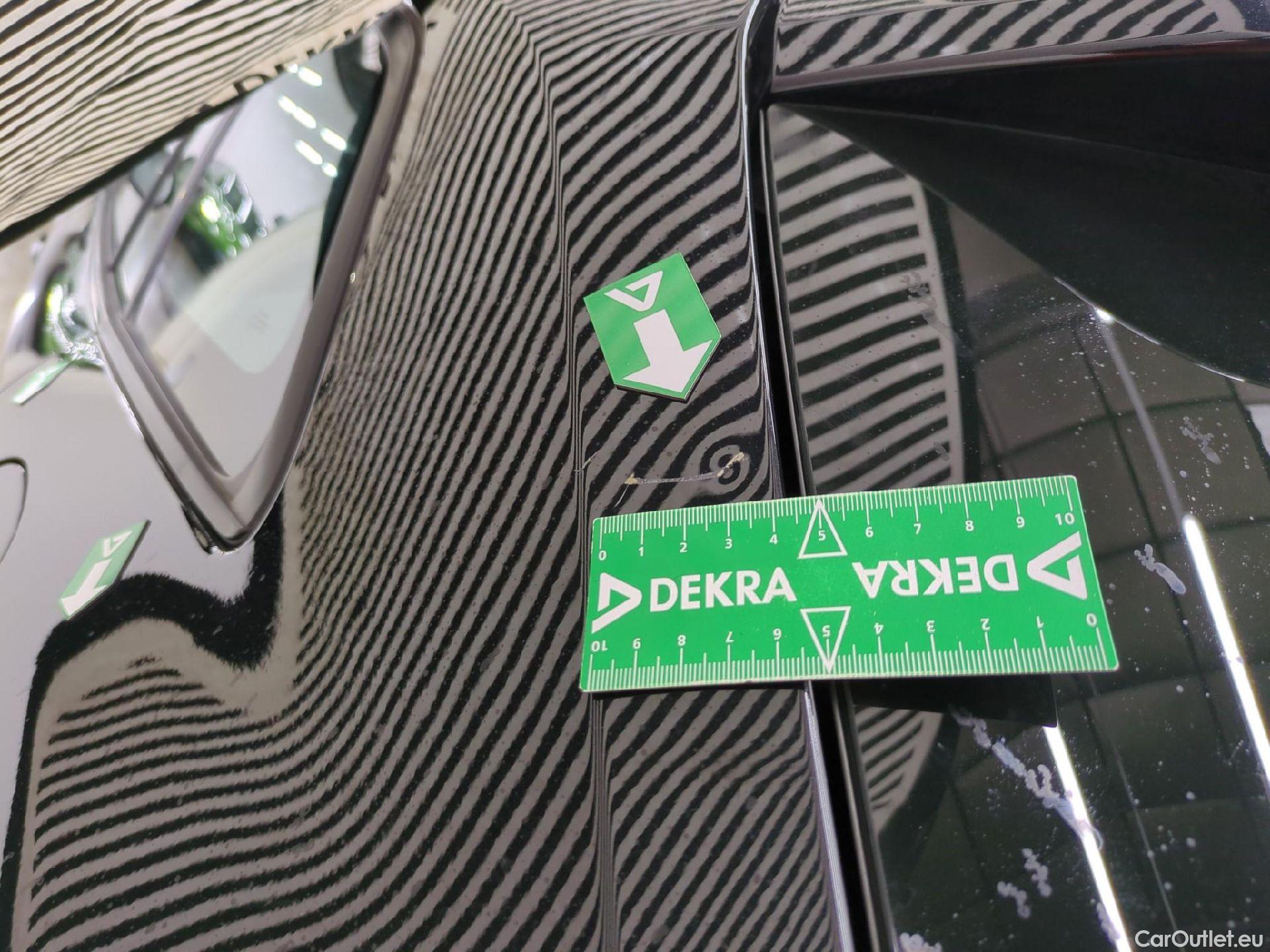  Toyota  Corolla TOYOTA  Touring Sports / 2018 / 5P / Break Hybride 184h Dynamic Business Stage Acad #38