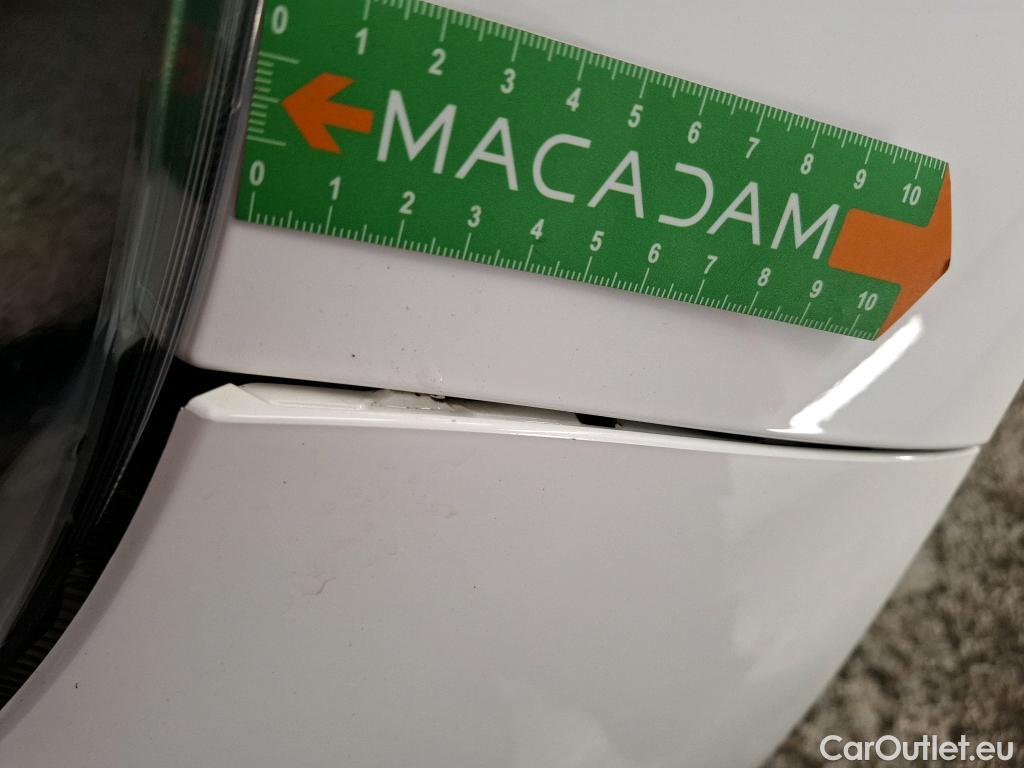  Toyota  Yaris TOYOTA  Hybride / 2019 / 5P / Berline Hybride 116h Dynamic Business Beyond Zer #4