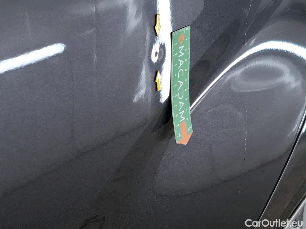  Toyota  Yaris TOYOTA  Hybride / 2019 / 5P / Berline Hybride 116h France Business Stage Acad #28