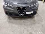  Alfa Romeo   STELVIO ALFA ROMEO / 2017 / 5P / SUV 2.2 TD 190 CV SUPER BUSINESS AT8 Q4 #26