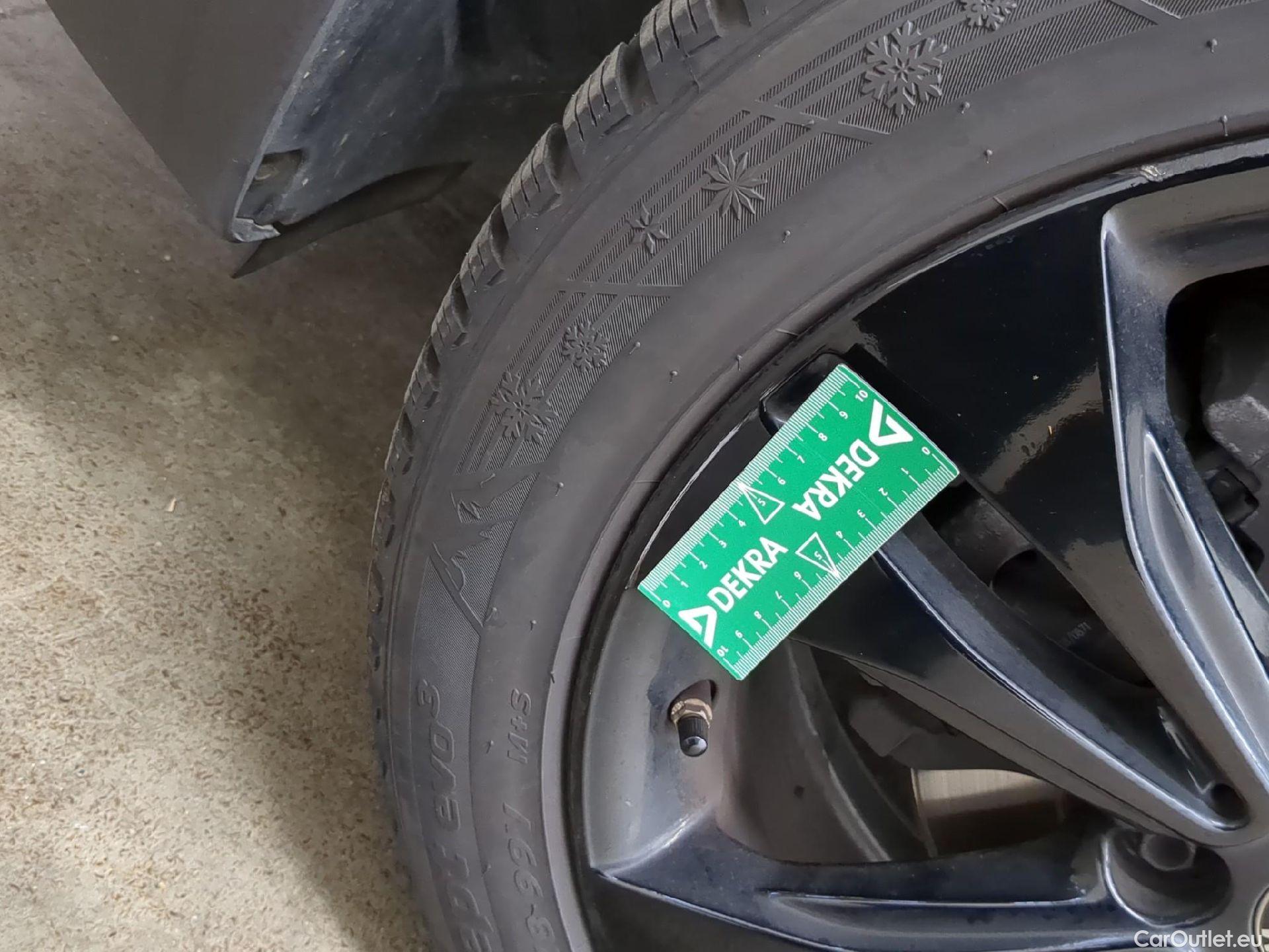  Bmw  X1 Série  sDrive16d Lounge 1.5 115CV BVA7 E6d #13