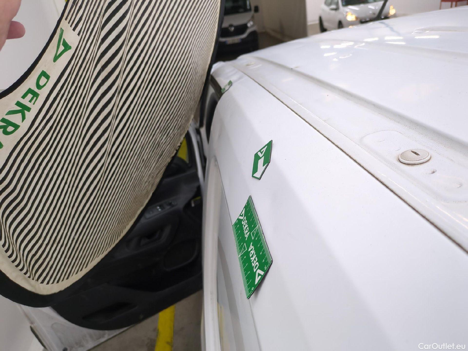  Citroen  Berlingo  Fourgon Club M 650 1.5 BlueHDi 75CV BVM5 E6dT #26