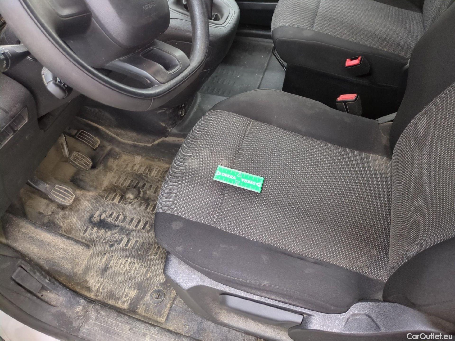  Citroen  Berlingo  Fourgon Club M 650 1.5 BlueHDi 75CV BVM5 E6dT #8