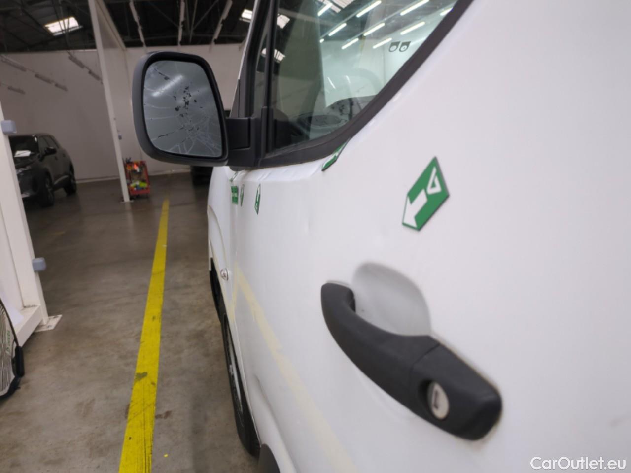  Citroen  Berlingo  Fourgon Club M 650 1.5 BlueHDi 75CV BVM5 E6dT #61