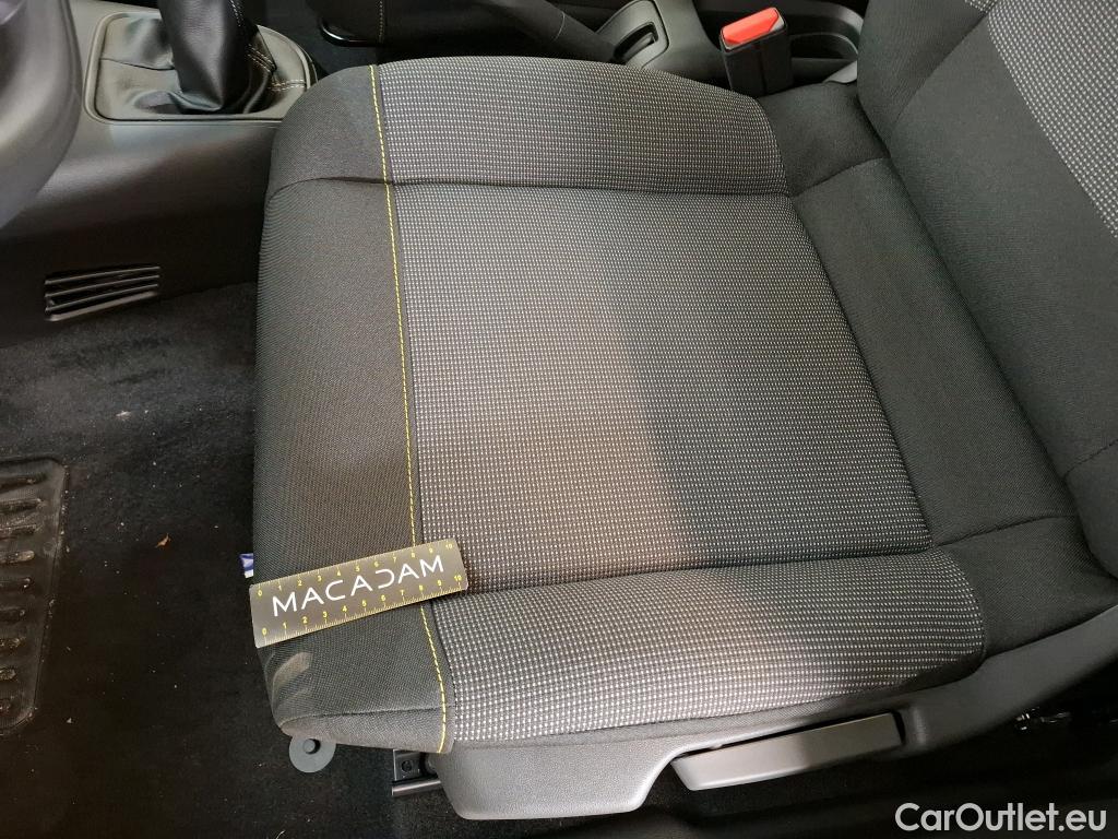  Citroen  C3  Plus 1.2 PureTech 80CV BVM5 6E #1