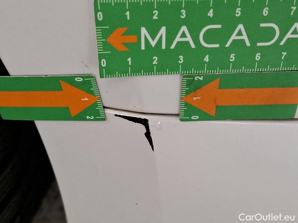  Bmw  Serie 1 Série 1 Berline 118 i Edition Sport 1.5 135CV BVA7 E6d #13