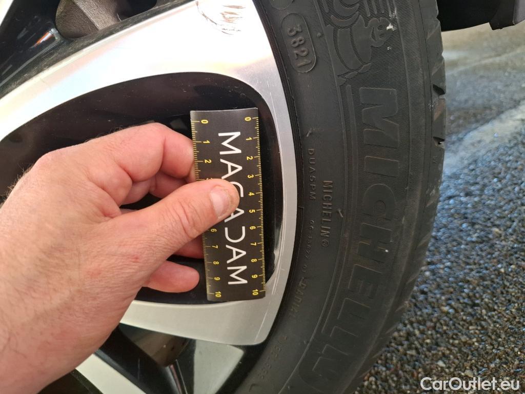  Citroen  C4 Grand Picasso /Spacetourer Business + 1.2 PureTech 130CV BVA8 7 Sieges E6d #4