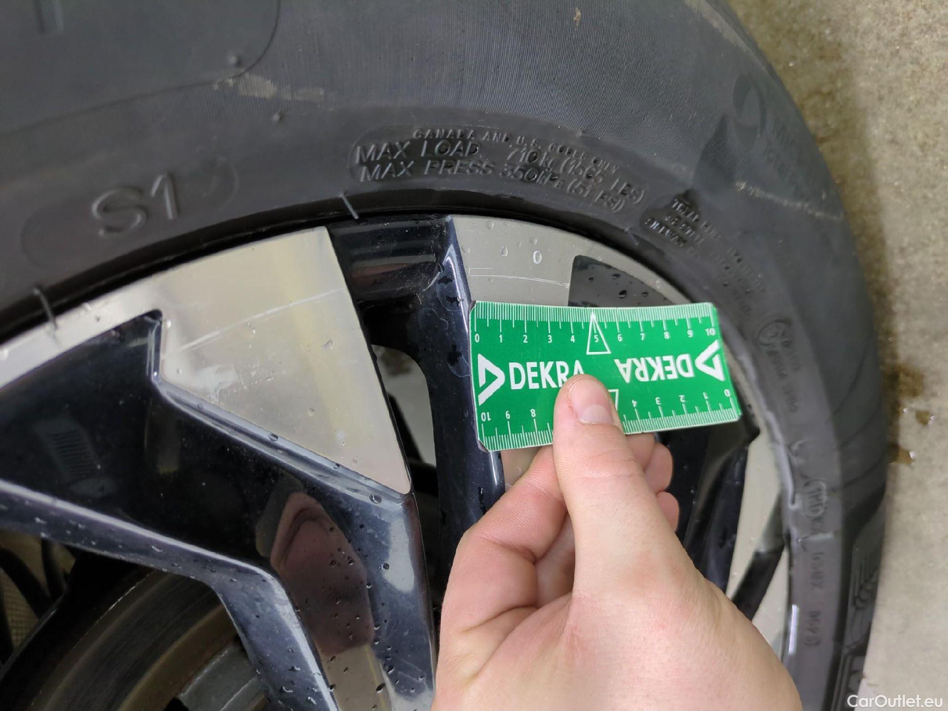  Peugeot  2008  GT Line 1.2 PureTech 130CV BVA8 E6d #16