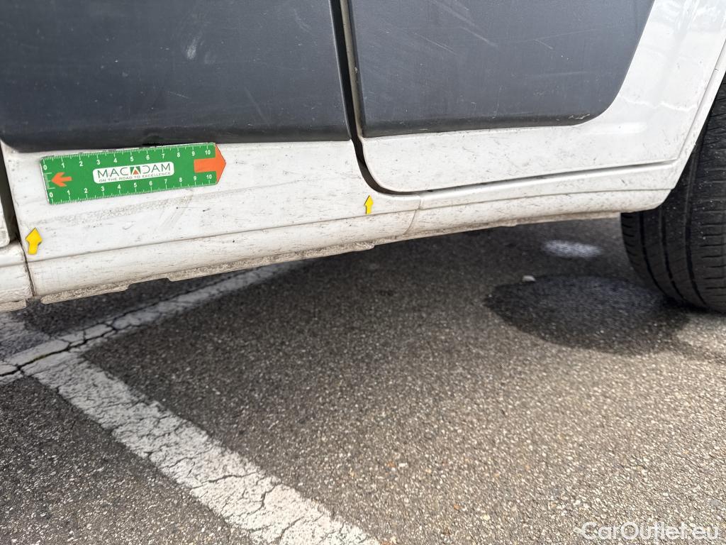  Fiat  Ducato FIAT  VU 4p Fourgon 3.0 M H2 2.0 Multijet 115 Pack Pro Nav #40