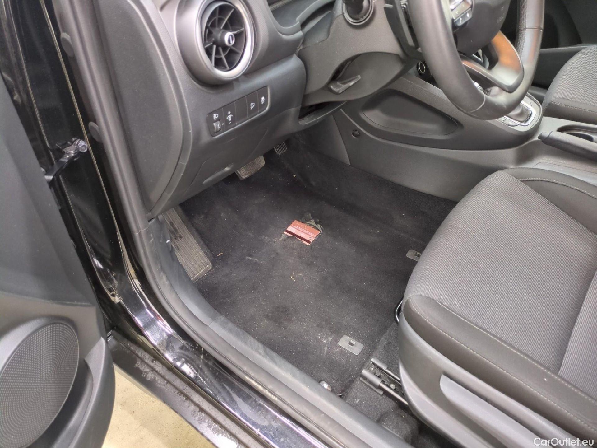  Hyundai  Konna Kona Intuitive Mild-Hybrid 2WD 1.6 CRDi 135CV BVA7 E6d #1