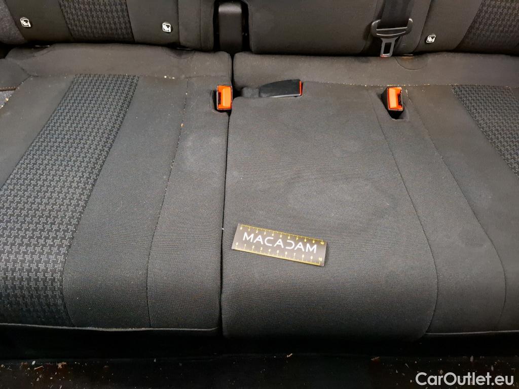  Peugeot  3008  Active Business 1.5 HDi 130CV BVA8 E6d #8