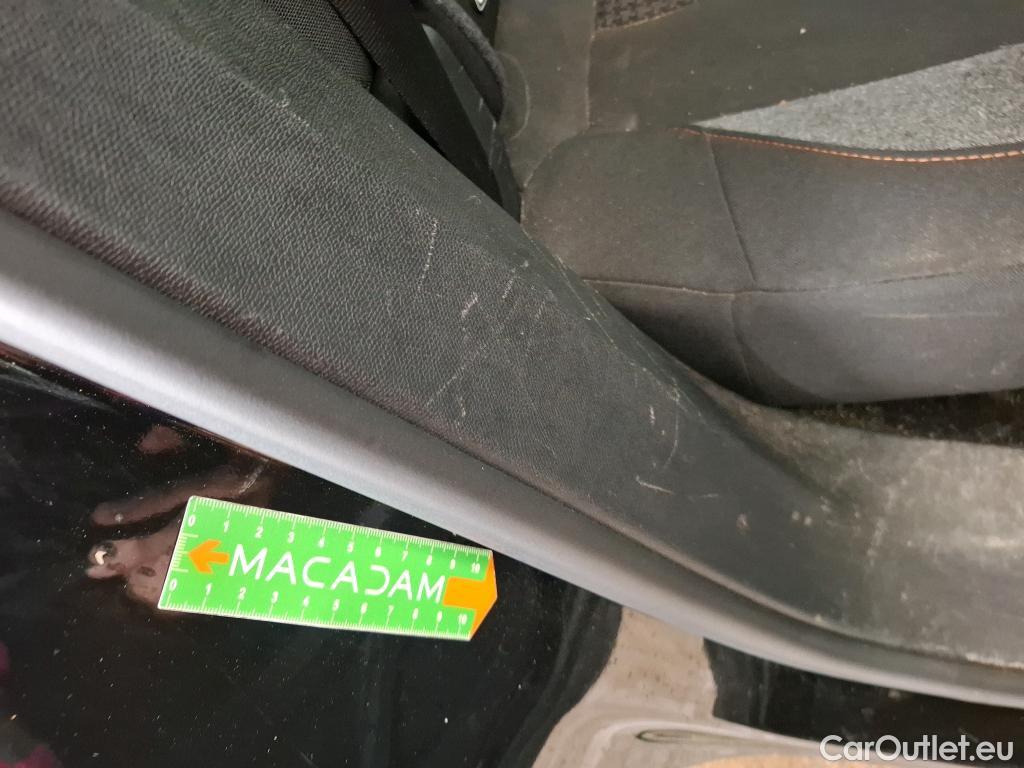  Peugeot  3008  Active Business 1.5 HDi 130CV BVM6 E6d #26