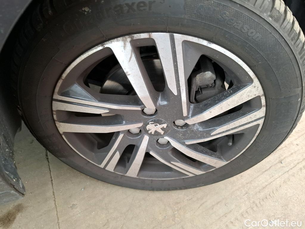 Peugeot  208  Allure Business 1.5 HDi 100CV BVM6 E6d #6