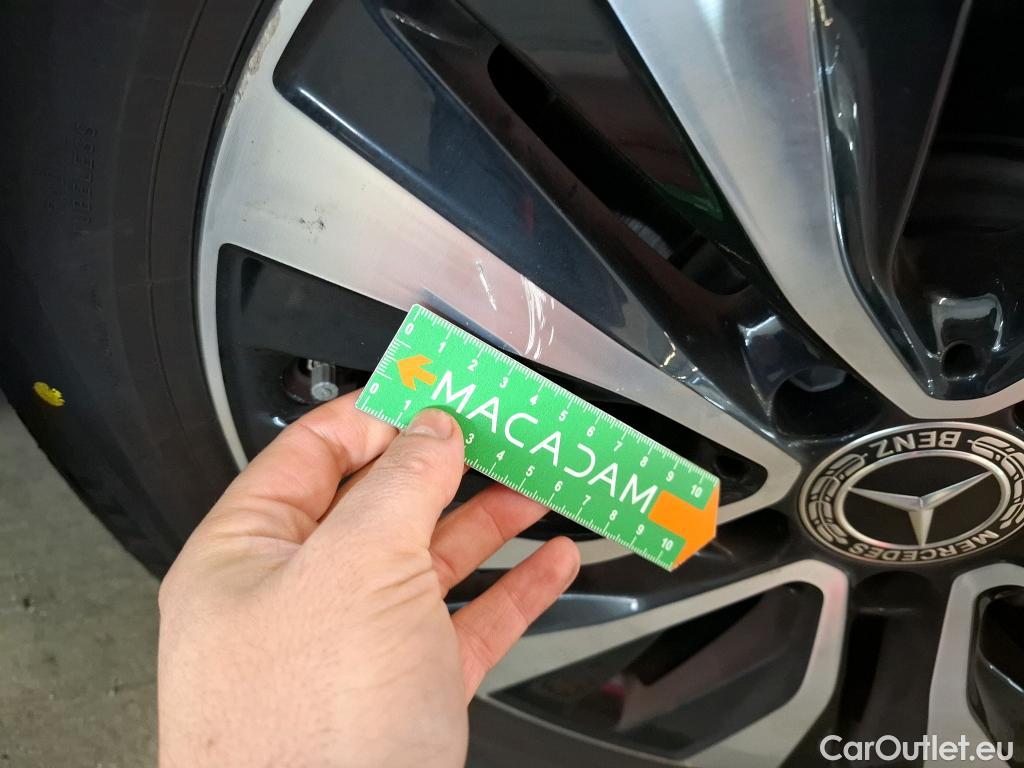  Mercedes  A-Klasse MERCEDES-BENZ Classe A Compact / 2018 / 5P / Berline A 250 e Business Line 8G-DCT #18