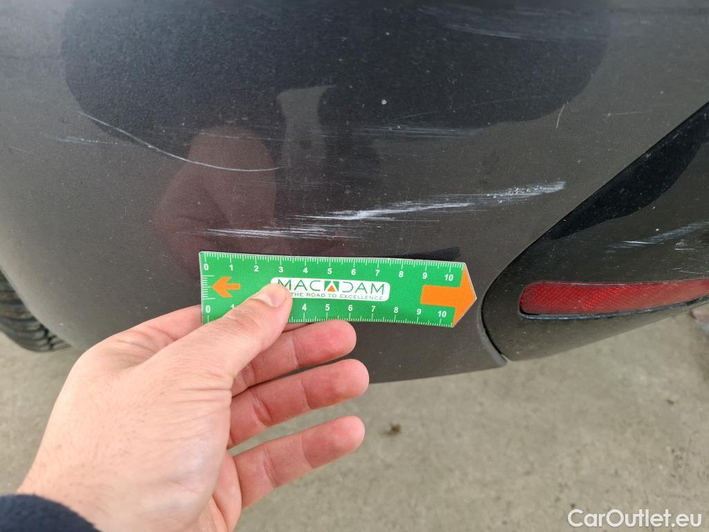  Peugeot  208  Allure Business 1.5 HDi 100CV BVM6 E6d #25