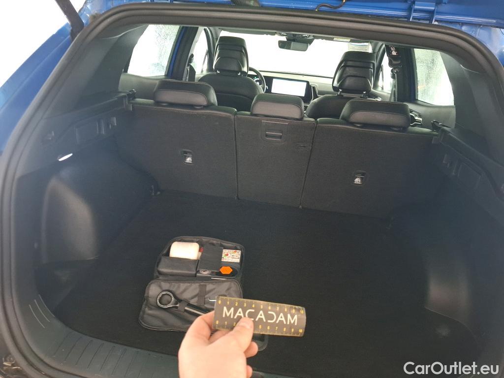  KIA  Sportage KIA  / 2021 / 5P / SUV 1.6 T-GDI 230 HEV AUTO 4WD GT-LINE PREMI #1