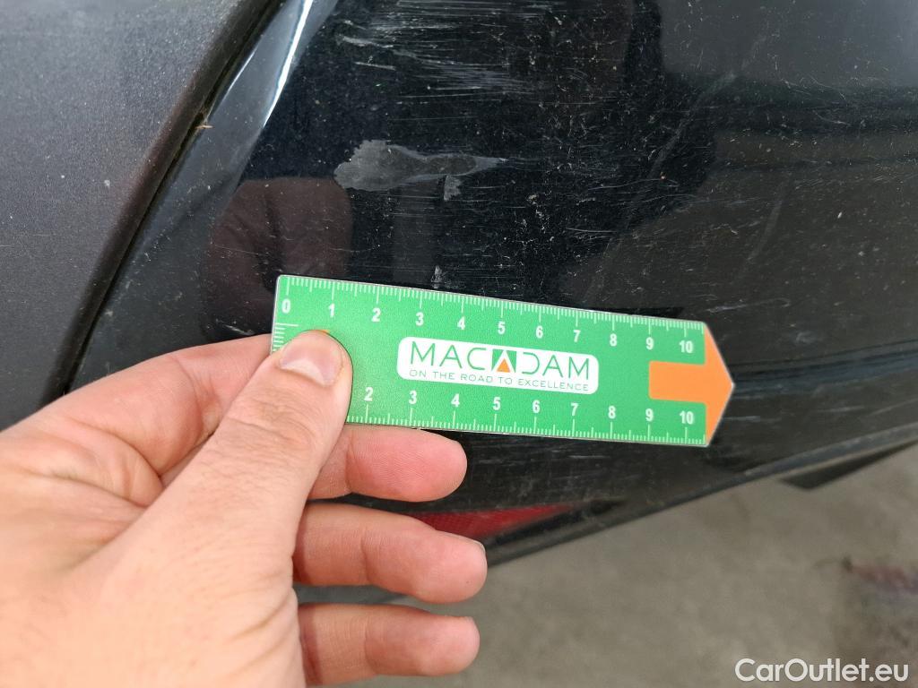  Peugeot  208  Allure Business 1.5 HDi 100CV BVM6 E6d #18