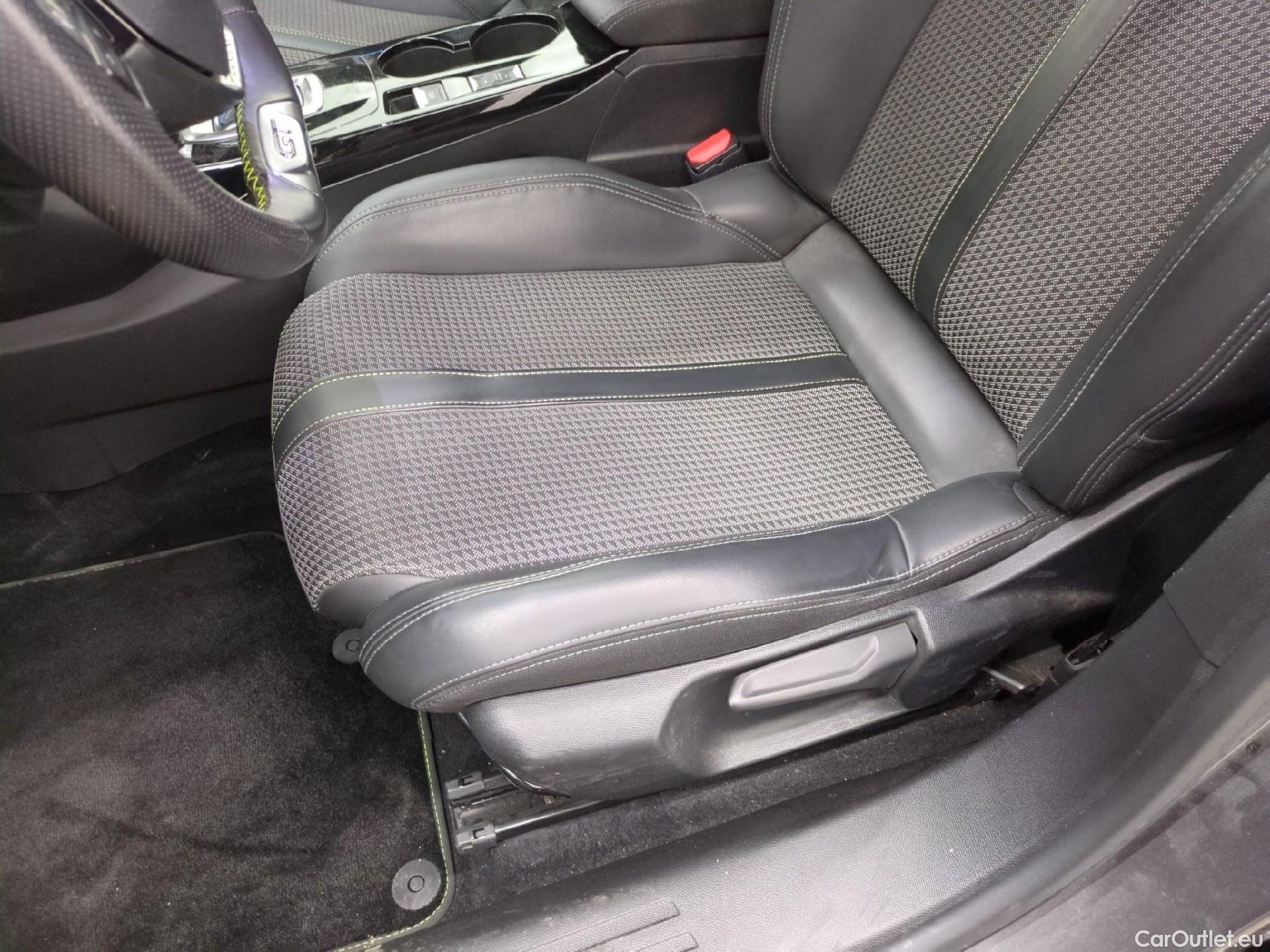  Peugeot  2008  GT Line 1.2 PureTech 130CV BVA8 E6d #2