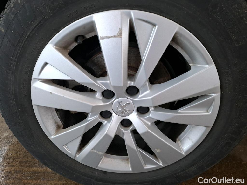  Peugeot  3008  Active Business 1.5 HDi 130CV BVM6 E6d #16