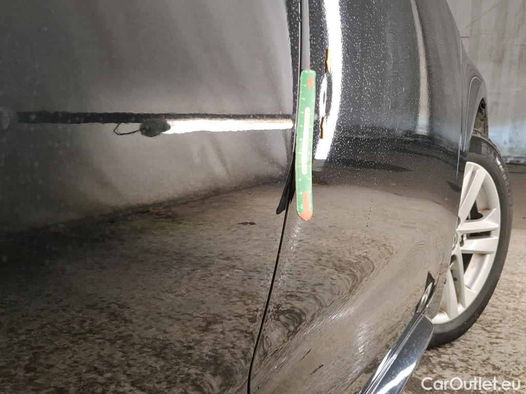  Toyota  Corolla TOYOTA  Touring Sports / 2018 / 5P / Break Hybride 122h Dynamic Business Beyond Zer #25